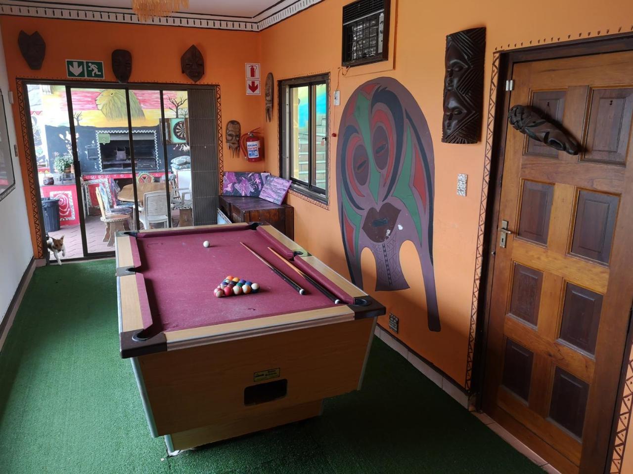 Khululekani - Durban Rasta Hide Out Backpackers ภายนอก รูปภาพ