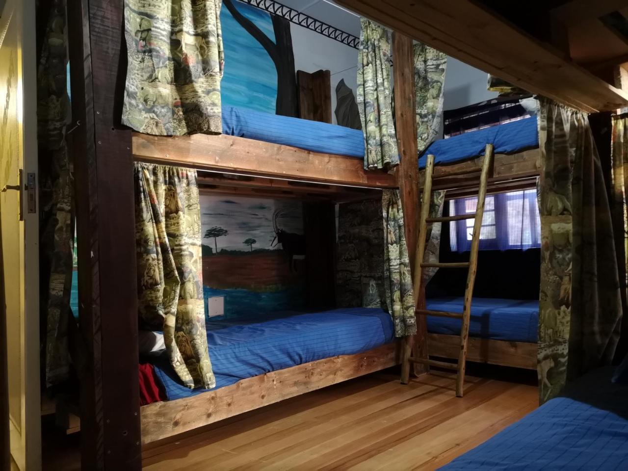 Khululekani - Durban Rasta Hide Out Backpackers ภายนอก รูปภาพ